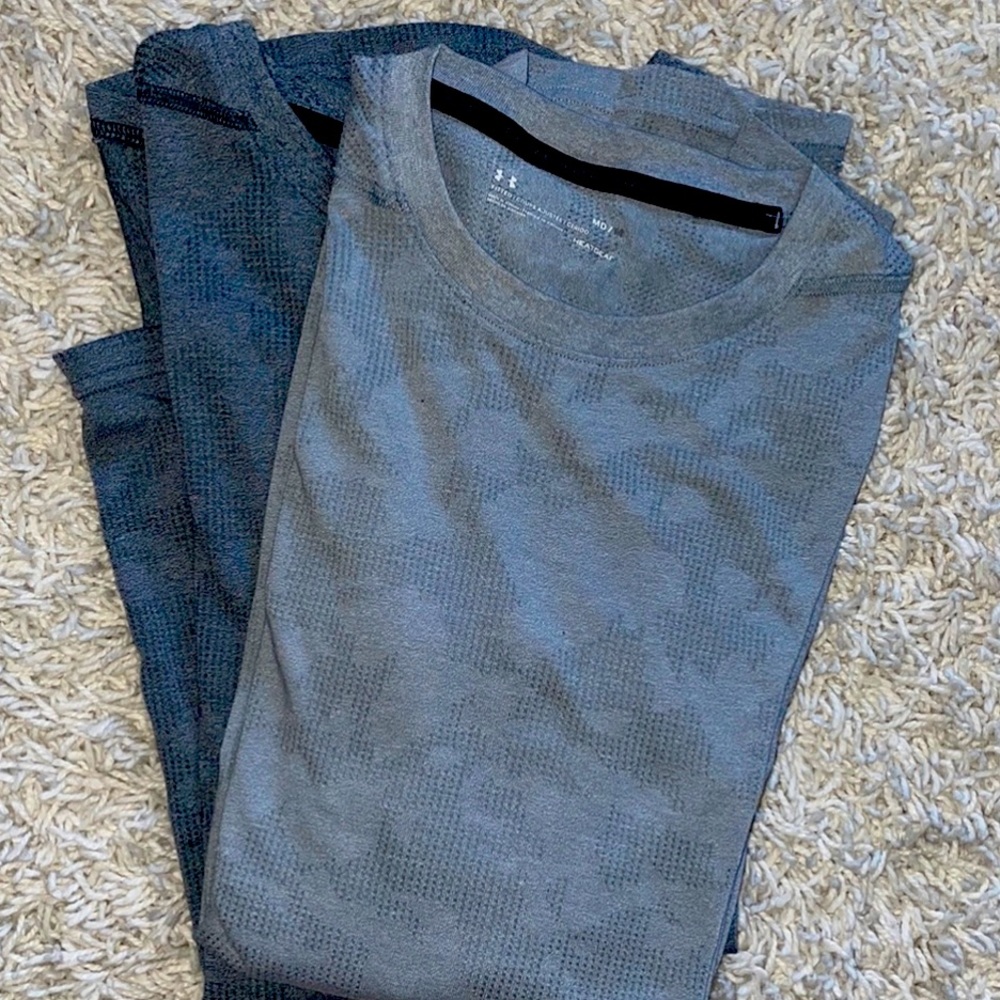 ⭐️ Lot of 2 ⭐️ Under Armour mens shirts